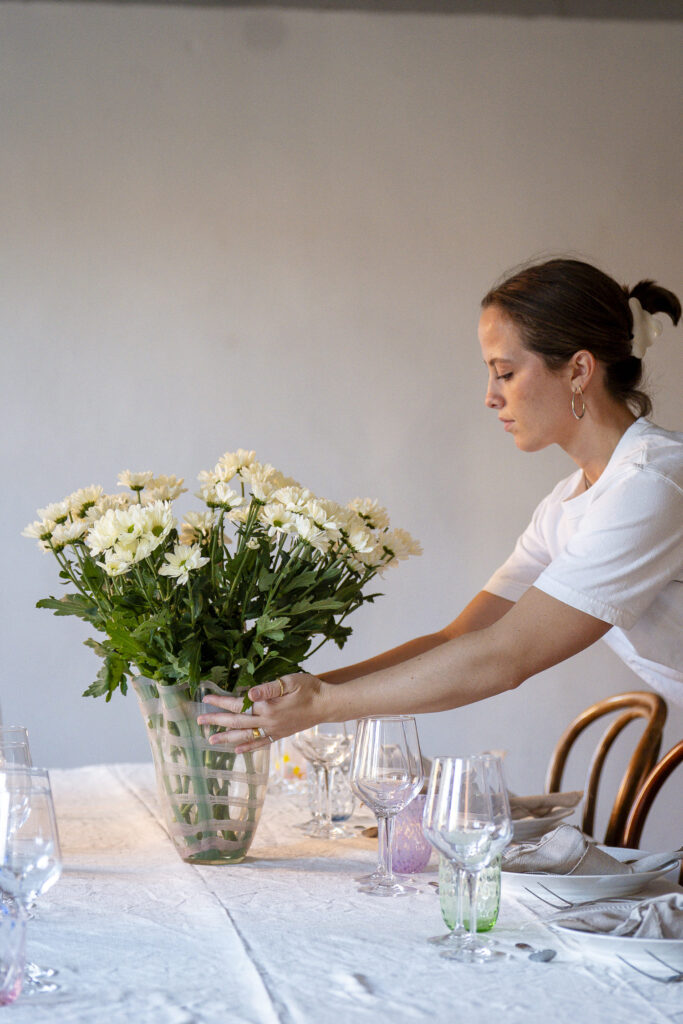 Bryllup catering Sorø med elegant opdækning og servering fra Ærlig Mad